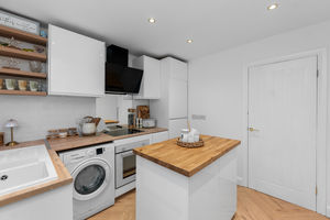 Photo 16- click for photo gallery